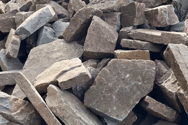 Mauersteine Mosel Grauwacke für Trockenmauerwerk nach DIN 1053