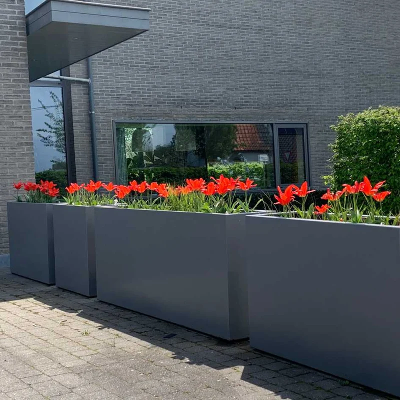Pflanzkübel Arvin Aluminium farbig