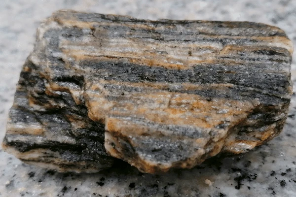 Selda Woodstone Gneiss Splitt 30-60 mm