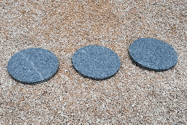 Trittplatte Granit grau rund Step Stone