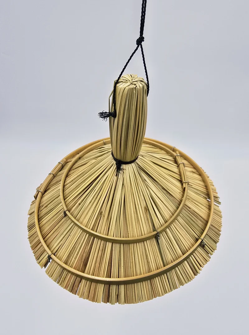 Vogelbox Seegras und Bambus hängend Futterhaus 17x17 cm Unterschlupf Vogelhaus
