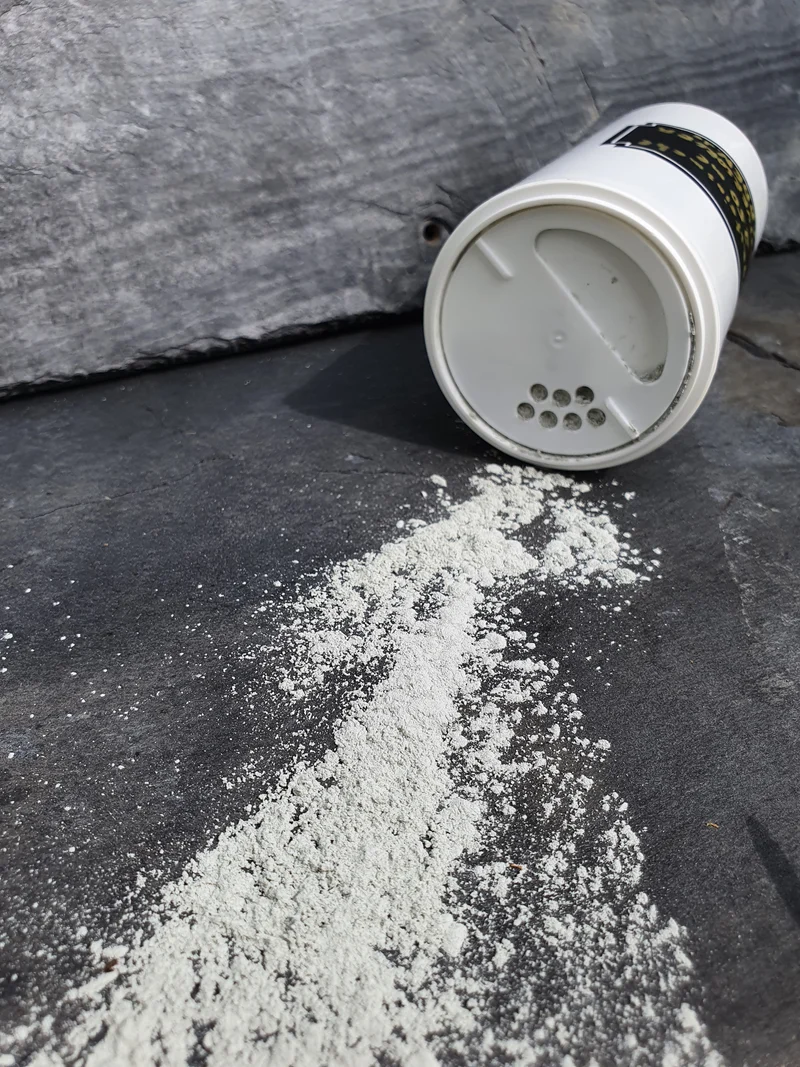220 Gr Streudose Urgesteinsmehl aus Franken Diabas Mineraldünger Bodenaktivator