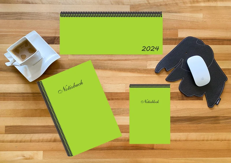 Schreibtisch-Set, m. 1 Kalender, m. 1 Beilage, m. 1 Beilage, 3 Teile