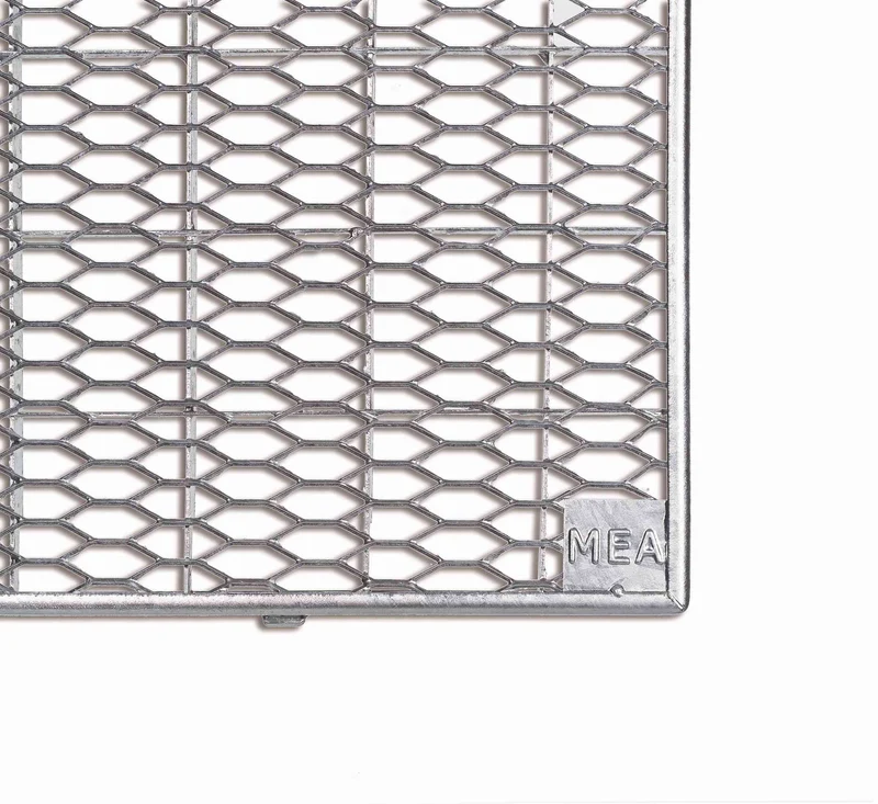 MEAMAX Lichtschacht 125 x 100-125 x 40 cm mit Streckmetallrost & Befestigungsset
